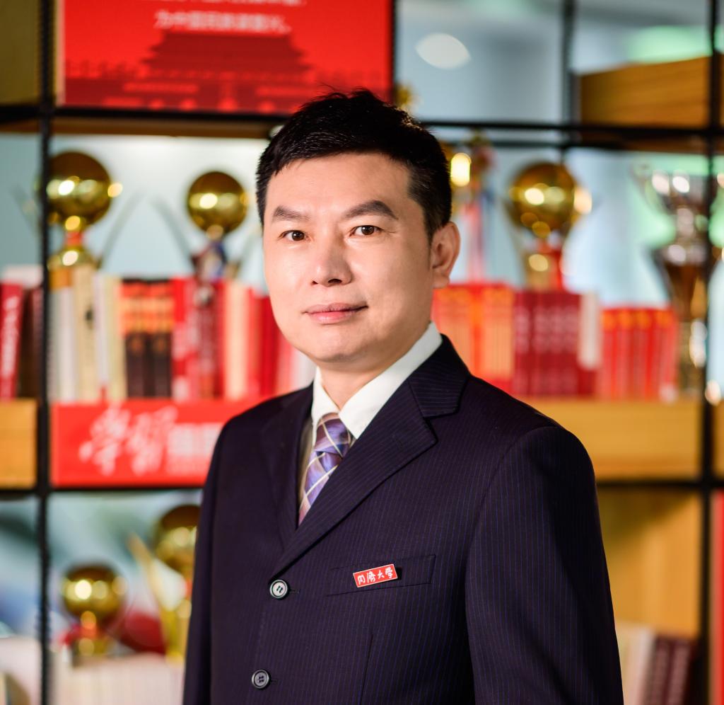 张智明